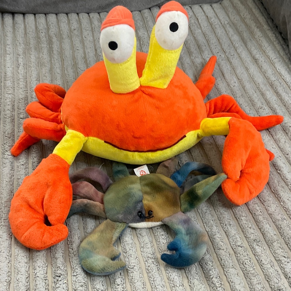 Crab Plush Bundle – Big Googly-Eyed Crab + TY Beanie Baby “Claude”